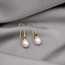 Woman Vintage Pearl Dangle Earrings 2022 Gold Color Simple Style Classic Long Hanging Earring Personality Women's Party Jewelry