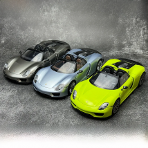 AUTOART 1/18 Porsche 918 Spyder Weissach Package (White with Red interior) Car model static display pieces holiday gift