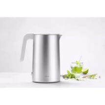 Zwilling enfinigy electric kettle 53105-000-0 - silver 1L, fast boiling stainless steel kettle with CE certification, featuring dry boil protection and auto shut-off for safe water heating.