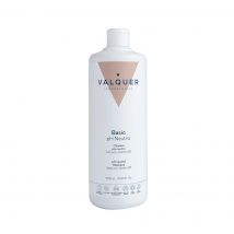 Valquer Champú pH neutro con Pro-vitamina B5 (panthenol) y cuenta con un 99% de ingredientes naturales. Revitaliza el cabello y lo mantiene limpio, hidratado y nutrido desde la raíz a las puntas.