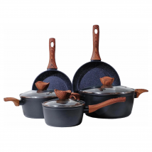 LA MOUSTACHE Batería de Cocina 8 Piezas CALLAO de Aluminio Fundido con Titanio para Todo Tipo de Cocinas, Incluso Inducción