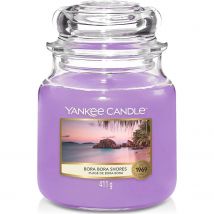 Yankee Candle Vela aromática Bora Bora Shores en tarro mediano, tiempo de combustión: hasta 75 horas
