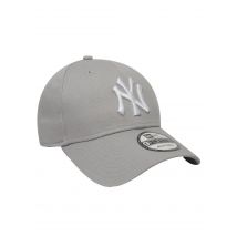 Gorra New Era NY Yankees Gris Ajustable con Logo Blanco y Bandera Izquierda