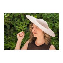 Sombrero de Sinamay Alameda con Ala Ancha y Copa de 18cm