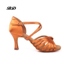 TOP Scarpe da ginnastica Scarpe da ballo BD Scarpe da ballo Sala da ballo latino Donna Cravatta 7 Lacci Punteruolo Tacco Raso Protezione libera Sottopiede di alta qualità