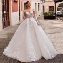 Wunderschöne Long Sleeves Brautkleider Boot Ansatz Empfindliche Applique Illusion Vestido De Novia