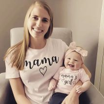 Mama und ich Hemden Mama Mamas Mädchen passende T-Shirts Mama und ich Outfits Mutter Tochter Hemden Geschenk für neues Baby