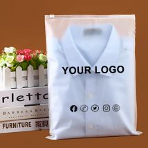 50pcs Frosted zip seal ziplock plastic bags for clothing Zipper Bags with Logo Printed for Clothing Coat Jeans Hoodies Package