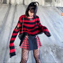 Punk American Striped Sweater Women Ripped Holes Loose Knitted Crop Top Black Red Gothic Casual Stripe Pullover Jumpers Sweater