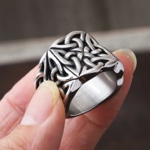 Schwere Metalle Celtics Knoten Ringe für Männer Jungen Punk Vintage Edelstahl Amulett Ringe Biker Mode Schmuck Geschenke Großhandel