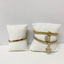 1Pcs 9*9Cm/7*9Cm White Velvet Chain Anklet Soft Pillow Cushion Jewelry Store Watch Bangle Pillow Holder Bracelet Display Props