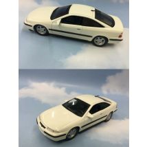 Delprado 1:43 Scale 1995 Opel New Alloy Die-casting Vehicle Model Without Packaging Collectible Gift Toy Car Model