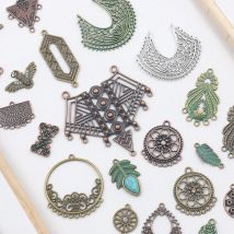 10 Stück Antik-Bronze Metall-Kronleuchter-Verbinder Anhängerbügel Großhandelsposten für Schmuckherstellung DIY Ohrhänger-Zubehör