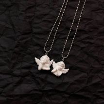 Niedliche Amor-Engel-Anhänger-Halskette aus Edelstahl für Frauen, lange Kette, babyförmiger Halsschmuck, süße Geschenke für Freundschaft