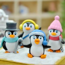 4 Stück Pinguin-Familiendekorationen, Mikrolandschaft, Pflanze, Topf, Desktop-Kuchen, niedliche Puppenornamente, Heimdekoration