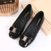 Women's Flat Shoes Spring Autumn New Square Toe Chain Comfortable Casual Square Toe Slip-On Female Shoes Large Size 36-42