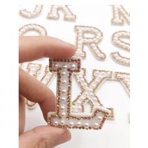 26Pcs/Lot A-Z Rhinestone Pearl English Letter Alphabet Sew Iron On Patch Badge 3D Handmade Patches Bag Jeans Applique
