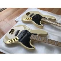 2021 high quality 4 string JAZZ BASS Cream body. Gold hardware,Real photos,free delivery