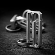 Echter Titan-Schlüsselanhänger für Herren, Gürtel, CAR-Schlüsselanhänger, kreativ, ultraleicht, EDC-Taille, hängender Schlüsselanhänger, Luxus, bestes Geschenk