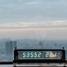 VFD bildschirm uhr DS3231 drahtlose überwachung von temperatur und feuchtigkeit, speicher zeit,