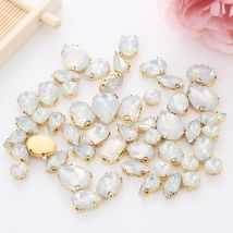 Gemischte Form 50 stücke Weiß Opal Strass Mit Gold Klaue Flatback Nähen Diy Handwerk Zubehör Harz Strass Mit Löcher