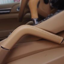 Kuh leder türgriff abdeckung für porsche cayenne 2011-2016 2 stücke auto hand nähen tür/mittel konsole armlehne griff abdeckung