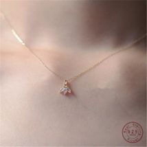 925 Sterling Silber Überzug 14 Karat Gold Intarsien Kristall Französisch Klee Anhänger Schlüsselbein Kette Halskette Frauen Schmuck Zubehör