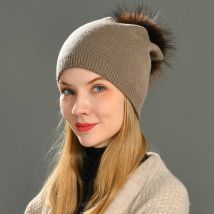 Vendita all'ingrosso vera pelliccia di procione Pom Pom cappello lavorato a maglia berretti da donna cashmere cappello invernale ragazza femminile cotone Skullies cappello a cuffia di lana