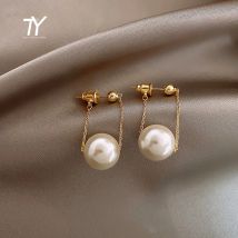 Einfache elegante kleine Perle Anhänger Ohrringe für Frau 2020 neue Modeschmuck Party Damen ungewöhnliche baumelnde Ohrringe Zubehör