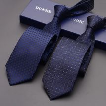 Hochwertige 2026 Neue Mode-Krawatten Business 6cm 8cm Gestreifte Dunkelblaue Krawatten für Herren Luxus Designer Marken-Krawatte Männergeschenk