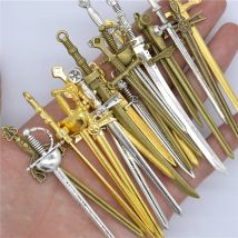 7 stili 7 pezzi 6 colori samurai coltello pendenti in lega di metallo Katana pendenti per gioielli fatti a mano fai da te