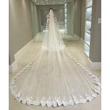 3/4/5-meter-long full-edge lace wedding veil, a layer of tulle bridal veil with comb for weddings and important occasions / wedd