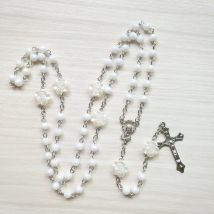 QIGO White Rose Plastic Rosary Necklace Long Jesus Cross Religious Prayer Jewelry