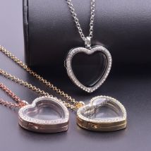 Collana con ciondolo con medaglione a forma di cuore per donna Uomo Accessori Medaglioni galleggianti con strass Collane con ciondoli Gioielli di moda Regalo 3 colori