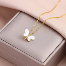 Neue Trendy Einfache Nette Schmetterling Anhänger Halskette Für Frauen Weibliche Täglichen Verschleiß Edelstahl Schlüsselbein Kette Schmuck Großhandel