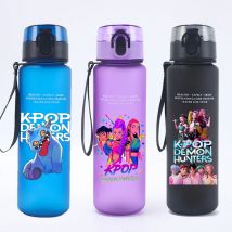 Butelka na wodę K Pop Demon Hunters Dziewczęca Letnia Sportowa Butelka na Wodę Dużej Pojemności Kawaii Kreskówkowa Figurka Nadrukowane Butelki Plastikowe
