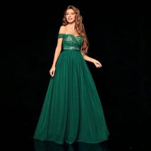 MGIACY One-Shoulder-Unregelmäßiges Mesh, gefaltet und stoßt mit goldener Spitze, großer, schwingender langer Rock