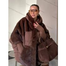 Frauen Mode Mit Kapuze Patchwork Faux Pelzmantel Gestrickte Ärmel Tropfen Schulter Oversize Baumwolle Mäntel Herbst Winter 2026 Straße Jacke