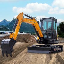 Kubota Diesel 3,5 Tonnen Minibagger 2-Tonnen-Haushalts-Mikrobagger, multifunktional, kompakt, 1,8 Tonnen Bauernhof, kleiner Grabenfräse, individuell gestaltet