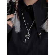 Vintage Fashion Snake Pendant Necklace for Women Men Long Link Chain Punk Goth Gothic Steampunk Collar Jewelry Accessories
