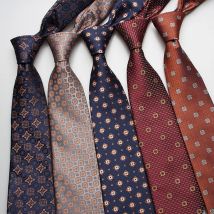 Cravatta da uomo di lusso 8CM Cravatta a pois Cravatte scozzesi per uomo Sposo Groomsman Tessuto jacquard Ascot Accessori per feste aziendali formali