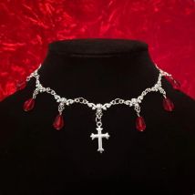 Vampire Bite Colliers Blood Drips Kreuz Halskette Romantische Gothic Viktorianisch Wunderschöner Schmuck Mode Frauen Halloween Party Geschenk