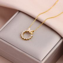 Neue Funken Schleife Zirkon Anhänger Halskette Für Frauen Weibliche Täglichen Verschleiß Edelstahl Schlüsselbein Kette Schmuck Mädchen Party Geschenk