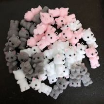 30PCS Katze Anhänger Kawaii 3D Flauschige Beflockung Tier Katze Charms Miniatur Puppen Schlüsselbund Halskette Anhänger DIY Handwerk Schmuck Machen