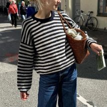 Women Minimalist Style Sweater Stripe Print High Street Retro Long Sleeve Pullovers Clothes Streetwear Vintage Knitwear Top Y2K