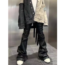 Jeans streetwear in pelle cerata nera per uomo Ropa Hombre Pantaloni svasati larghi Y2k Pantaloni in denim dritti oversize
