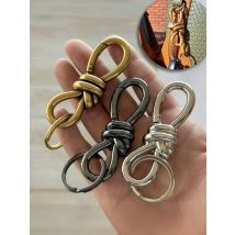 D-Ring Keychain High Quality Luxury Purse Accessory, Twist Knot Clasp Bag Charms Keychain, Perfect for Adding Style To Your Bags