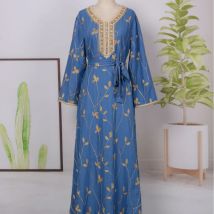 Mode Stickerei Muslimischen Abaya für Frauen Dubai Langes Kleid V-ausschnitt Langarm Türkei Islamischen mit Gürtel Kleidung für Muslimische Frauen