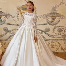 Kids Long Sleeve Flower Girl Dresses European American Style Satin Gown with Long Train Lace Trim Puffy Pageant Dress for Girls
