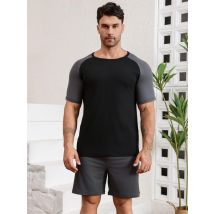 Kontrastfarbenes Herren-Pyjama-Set mit Buchstaben-Aufdruck, kurzärmeliges Oberteil und Shorts, strapazierfähiger, atmungsaktiver Stoff, modernes Design, lockere Passform für Zuhause